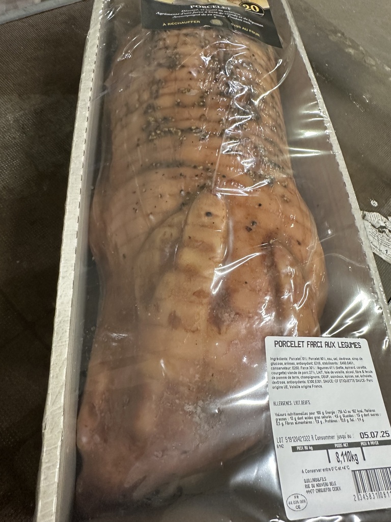 Porcelet semi désossé farci aux légumes 8 kg env