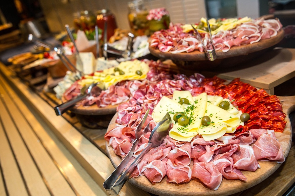 Buffet froid 30 personnes - transport compris !