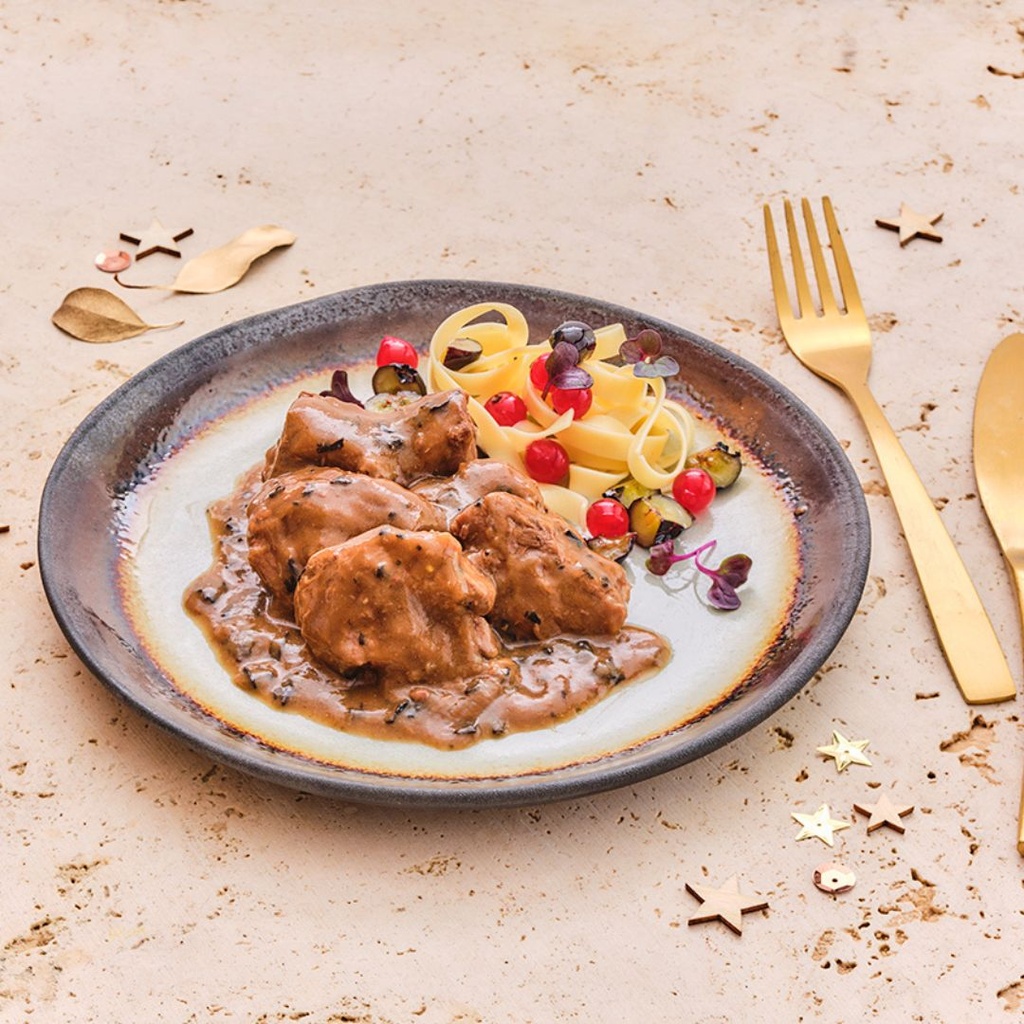 Plat - Fondant de cerf sauce pinot noir - 10 personnes